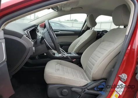 2020 Ford Fusion S z USA, uszkodzony, nr VIN 3FA6P0G74LR267466